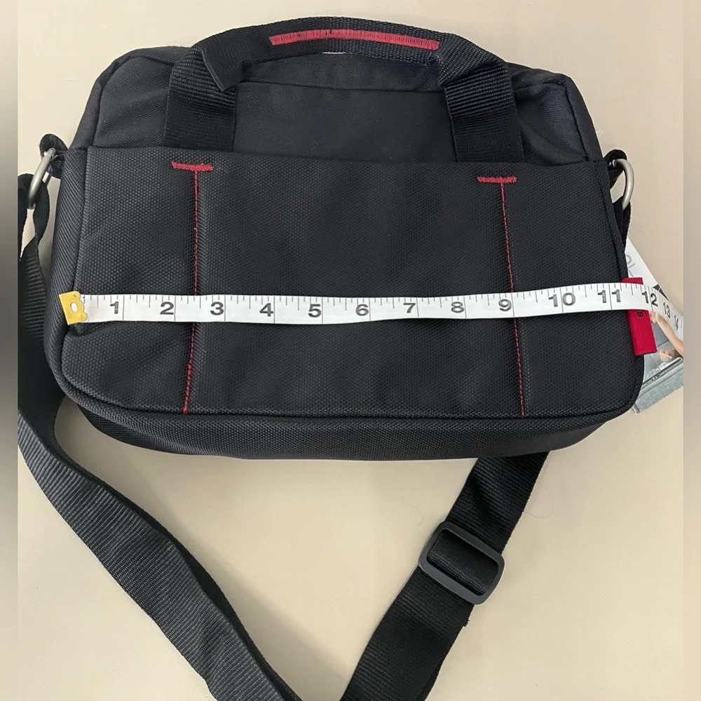 Belkin Top Load messenger laptop bag